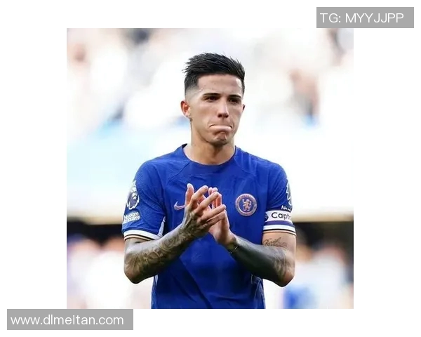 切尔西与般尼的精彩对决赛果揭晓球迷热议比赛亮点与表现分析 切尔西与般尼的精彩对决赛果揭晓球迷热议比赛亮点与表现分析