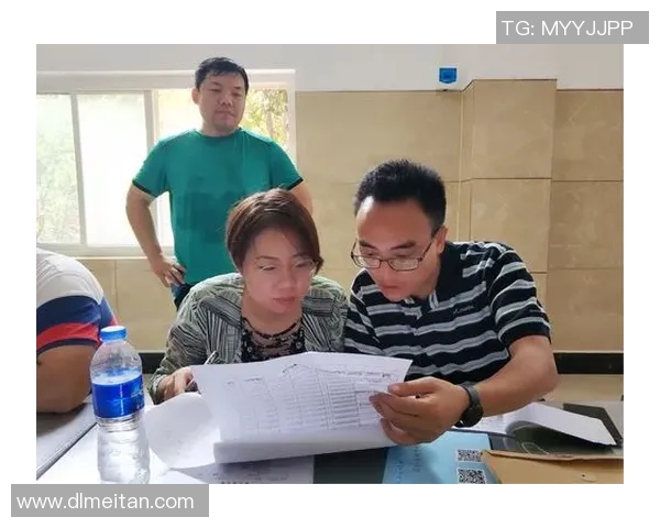 张宁的奋斗历程与成就探秘：从普通学生到行业领军人物的成长之路