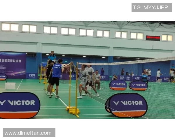 重庆羽毛球队在城市联赛中的精彩表现与状态分析